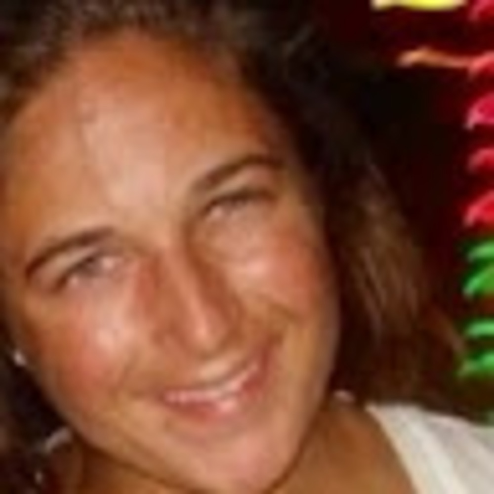 Meet your Posher, Cassandra